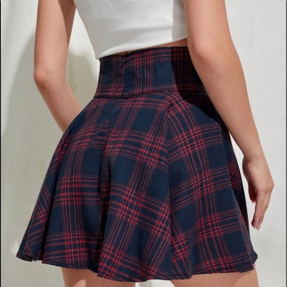 very cute and fitting skirt! - Picture 2 of 3